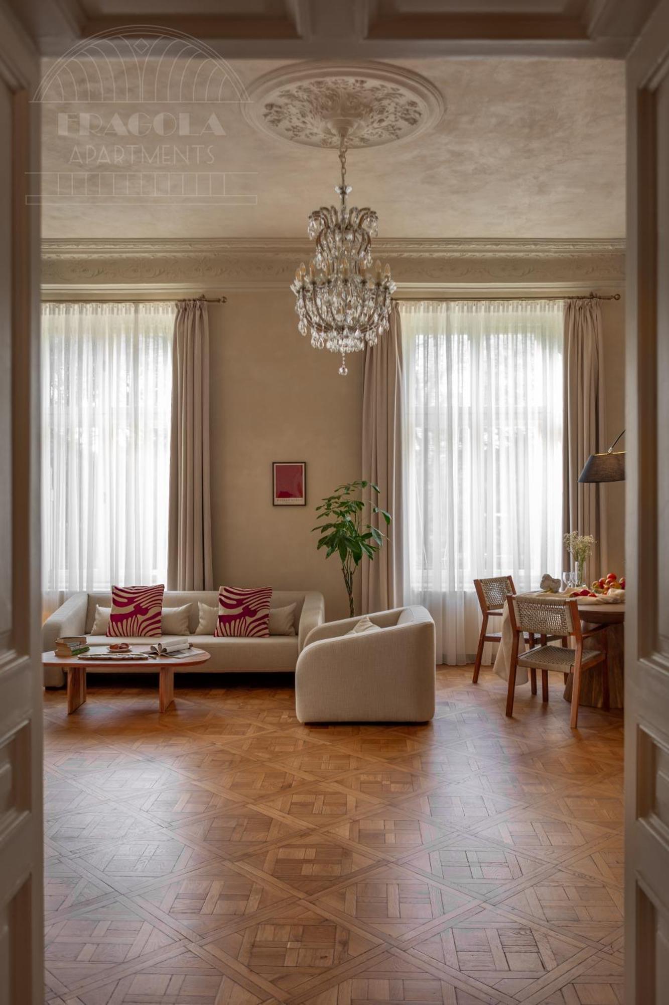 Le Jardin - Classy, Elegant In The Center Apartament *